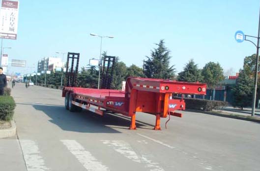 ISO國(guó)家免檢挖土機(jī)拖車，平板運(yùn)輸車廠家直銷