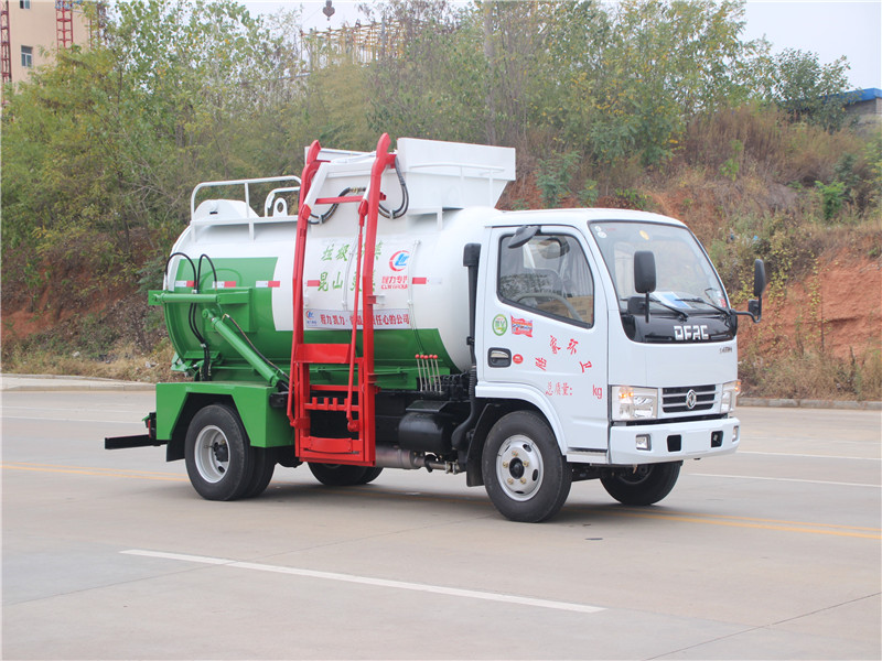 東風(fēng)小多利卡餐廚垃圾車5方