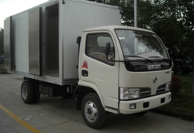 冷藏專用運(yùn)輸汽車  東風(fēng)冷藏車