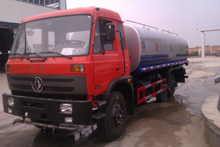 園林綠化噴灑水車 東風(fēng)大型噴灑水車 東風(fēng)后八輪灑水車