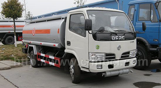 輕量化油車 小霸王加油車 油罐車 鋁合金油罐車價(jià)格 鎂鋁合金油車