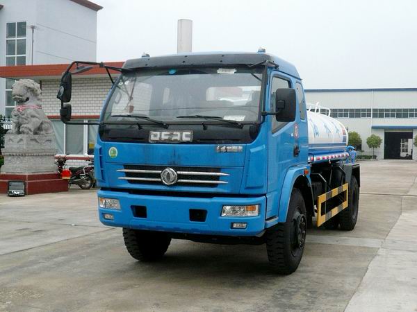 道路建設(shè)專用灑水車 園林綠化專用灑水車 公園專用噴灑車的廠家價(jià)格