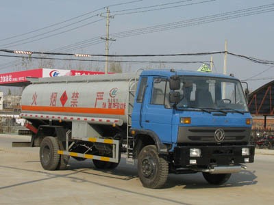 云南宜威市購買油罐車？湖北程力歡迎您