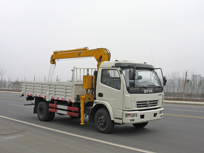 哪里供應(yīng)東風(fēng)隨車吊——湖北程力