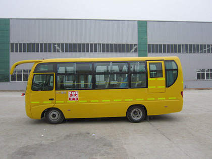 大力校車價(jià)格 大力19座幼兒園校車報(bào)價(jià) 大力牌41座小學(xué)生專用校車