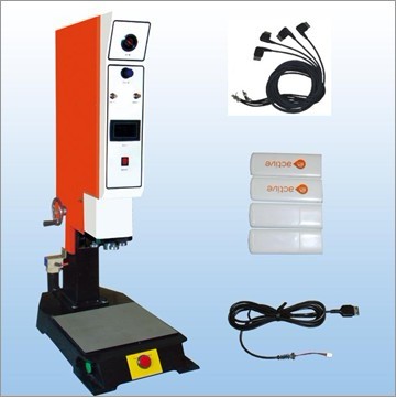 廠家直銷株洲U盤焊接機(jī)，精密型電子焊接機(jī)