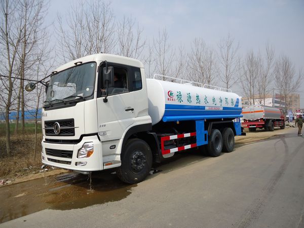 灑水車——東風天龍灑水車