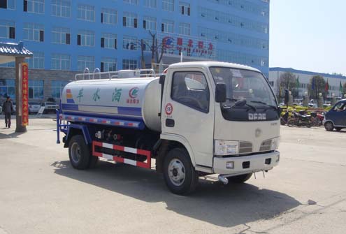 灑水車——東風小霸王綠化噴灑車