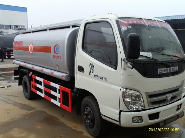 儋州 瓊海小型加油車(chē)小型流動(dòng)油罐車(chē)加油車(chē)