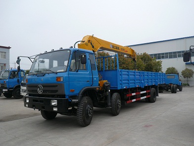 裝卸用的隨車起重車，安裝起重作業(yè)車，最好的東風(fēng)153隨車吊