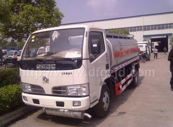 東風(fēng)加油車哪里有的賣/湖北的東風(fēng)加油車最便宜