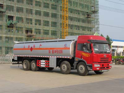 東風小三軸運油車(CLW5251GYYT3程力威運油車)參考 18