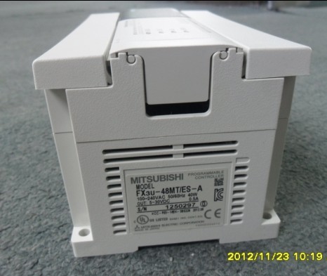 PLC  FX3U-48MT/ES-A