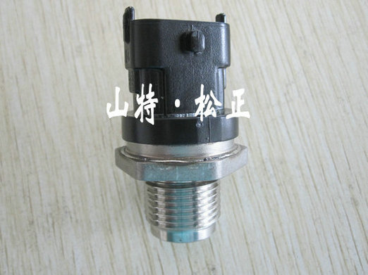 小松挖掘機(jī)配件，PC200-7水溫傳感器，轉(zhuǎn)速傳感器，壓力傳感器