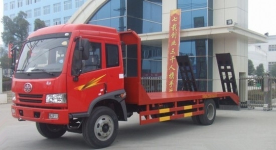 山西好的解放單橋平板車/挖機拖車  138-7288-6510