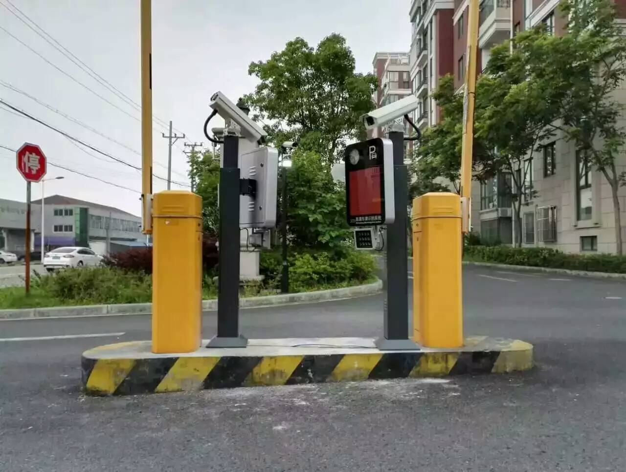 河南車牌識別安裝，鄭州車牌識別安裝，河南停車場系統(tǒng)安裝