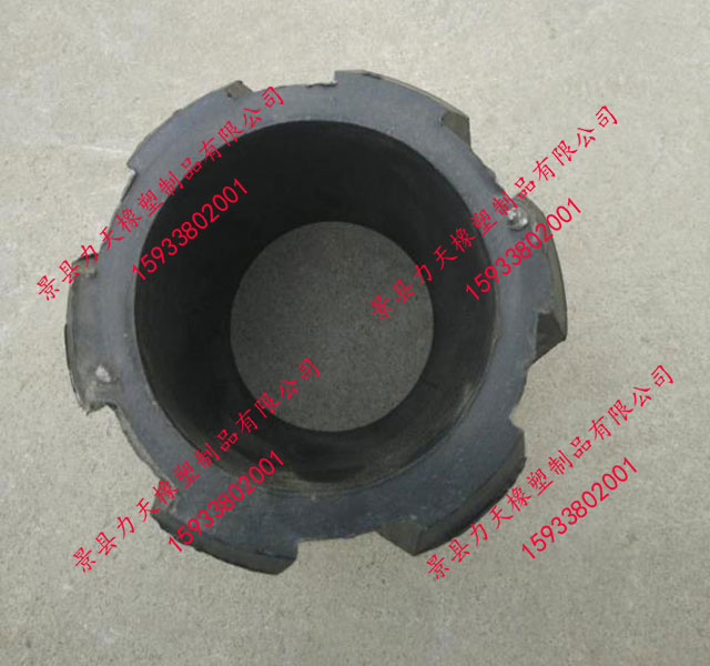 可按客戶要求設(shè)計(jì)插入式抽油桿扶正器|插入式抽油桿扶正器材質(zhì)說(shuō)明