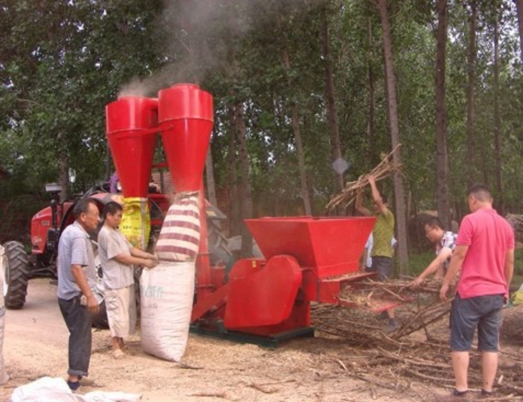 樅陽縣大型秸稈粉碎機(jī)打草機(jī)加工定做