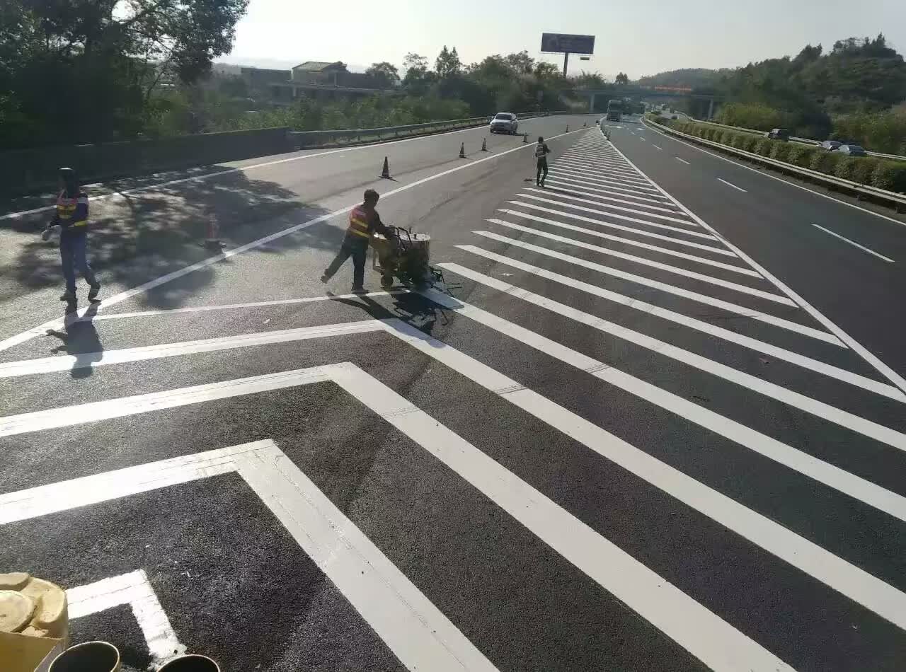 惠州停車場(chǎng)劃線最新報(bào)價(jià)表，惠州高速瀝青路標(biāo)準(zhǔn)劃線尺寸，