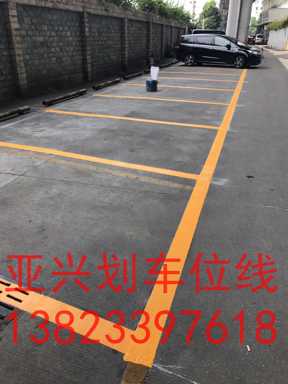 找停車場劃線施工價(jià)格/道路劃線漆優(yōu)惠多多