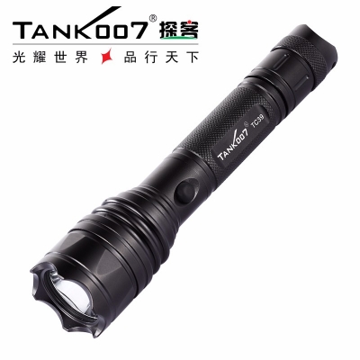 TANK007汽車直充安全 TC39探客手電筒救生錘進口LED強光