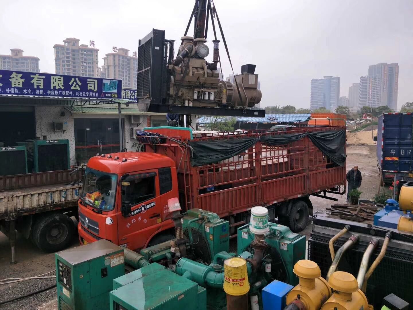 東莞大型發(fā)電車組_租賃多少錢一天/一臺