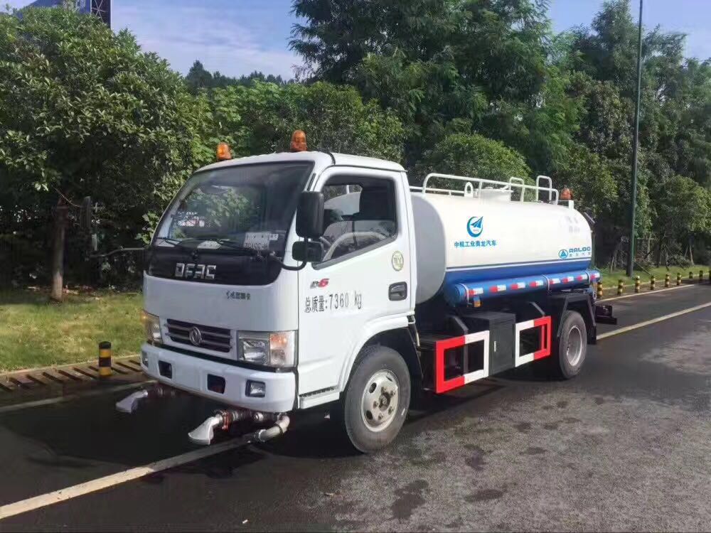 灑水車  吸汚車  垃圾車