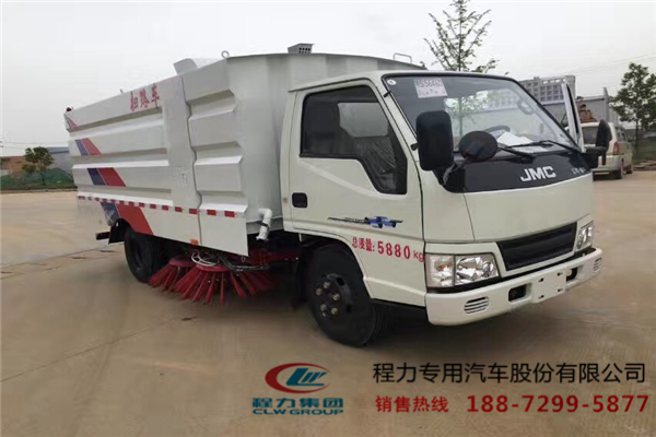 長(zhǎng)沙馬路清掃車(chē)廠家哪里有