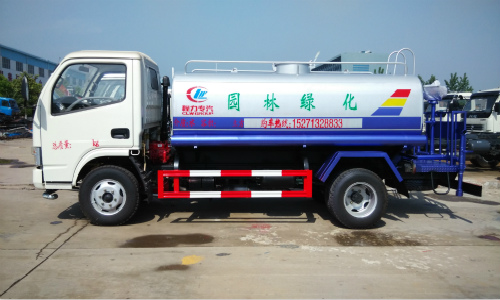 5噸灑水車(chē)報(bào)價(jià)技術(shù)參數(shù)圖片