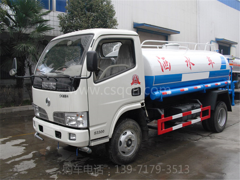 東風(fēng)灑水車5噸