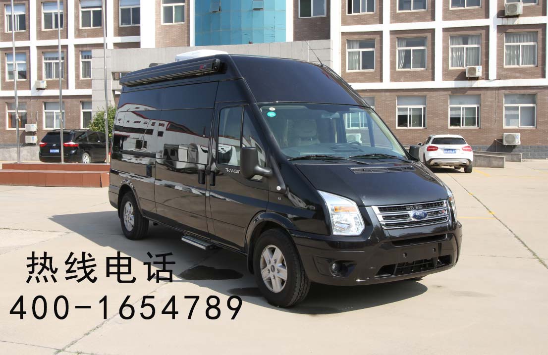 國產(chǎn)山東巨威B型福特全順房車