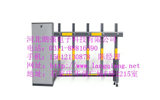 自動起落桿  小區(qū)門口道閘桿價格