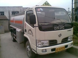 自貢4噸加油車