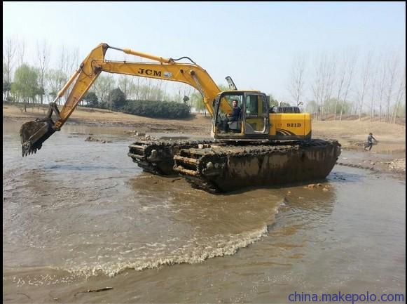 陜西省咸陽三一215-9水路挖掘機(jī)租賃，河堤修復(fù)