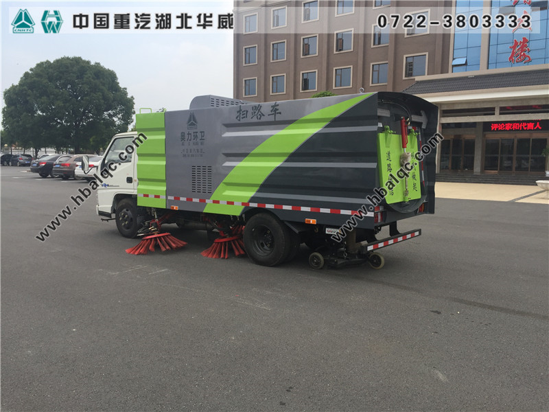 江鈴新順達吸塵車批發(fā)_全自動清掃車