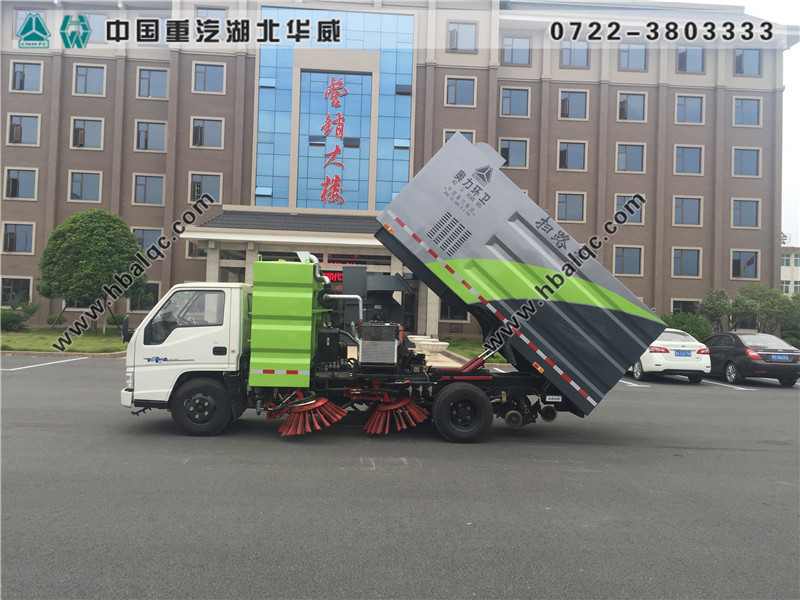 江鈴新順達掃地車高清圖片_小區(qū)垃圾清掃車