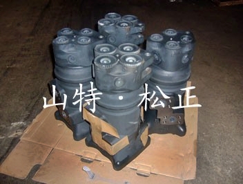 小松挖掘機(jī)PC220發(fā)動機(jī)噴油器參數(shù)-四配套價(jià)格