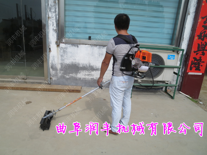 果園除草機 小型汽油旋耕機 背負式鋤地機