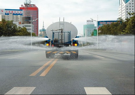 廣西3-5噸灑水車江西那里有 6-8噸消防灑水車價(jià)格