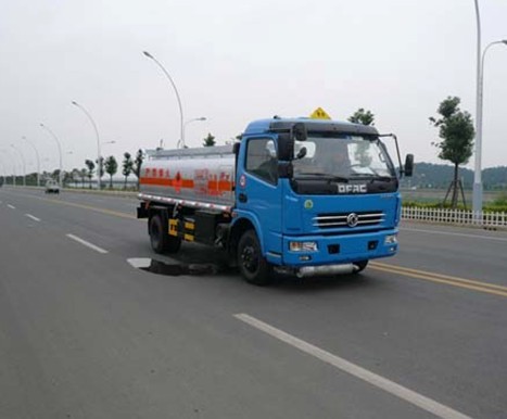 楚飛牌CLQ5090GJY3型加油車