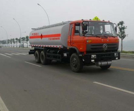 楚飛牌CLQ5252GYY3E型運油車