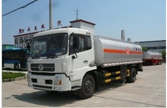 東風(fēng)天錦11噸加油車