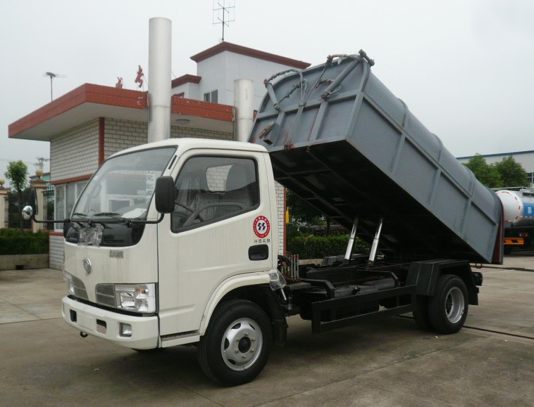 楚飛密封式垃圾車/東風(fēng)福瑞卡垃圾車