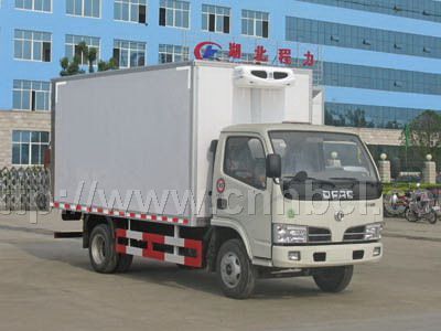 東風福瑞卡冷藏車(原小霸王)：