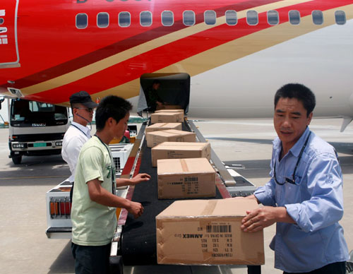 深圳到成都紅酒空運(yùn) 深圳到成都紅酒航空運(yùn)輸 成都空運(yùn)到深圳