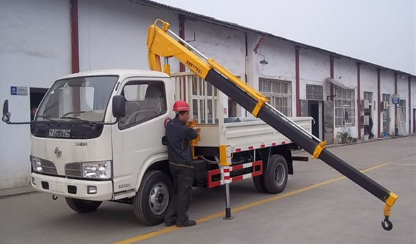 東風(fēng)隨車吊，解放隨車吊，福田隨車吊，徐工隨車吊