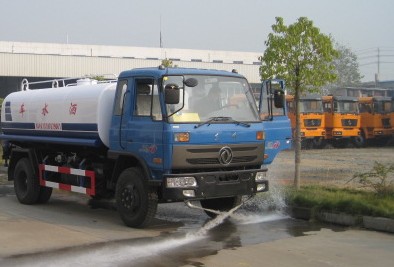 灑水車|5噸灑水車|東風(fēng)灑水車|消防灑水車