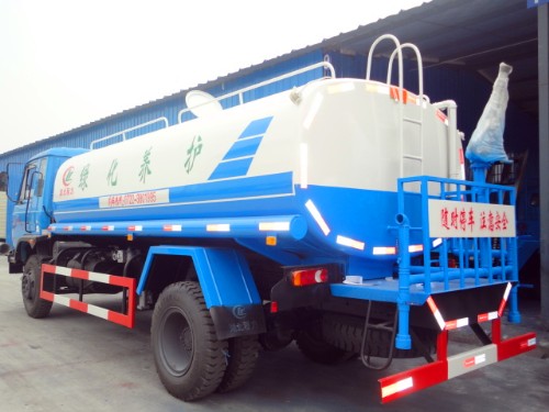 供應(yīng)黑龍江8噸灑水車廠家8噸灑水車價(jià)格10噸灑水車專業(yè)生產(chǎn)廠家