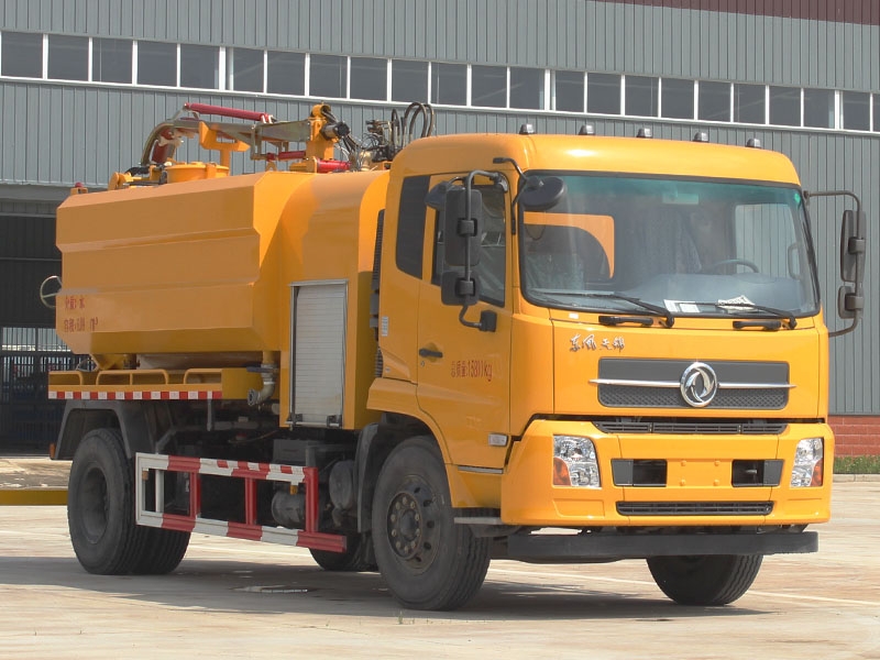 江蘇東風(fēng)天錦下水道疏通車(chē)高效率疏通下水道