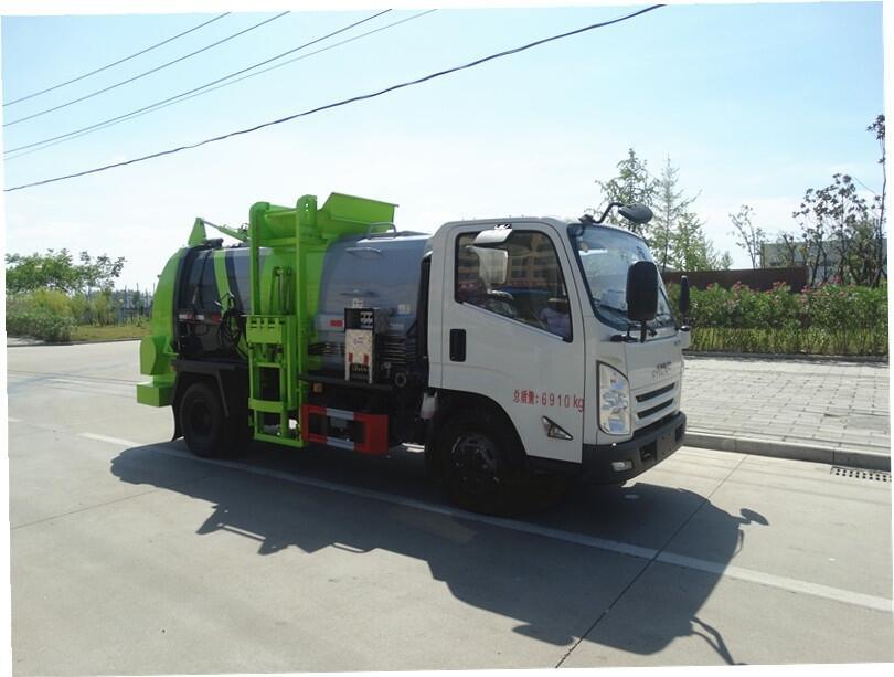 江蘇省天寧區(qū)東風(fēng)帶加溫功能泔水車整車報價